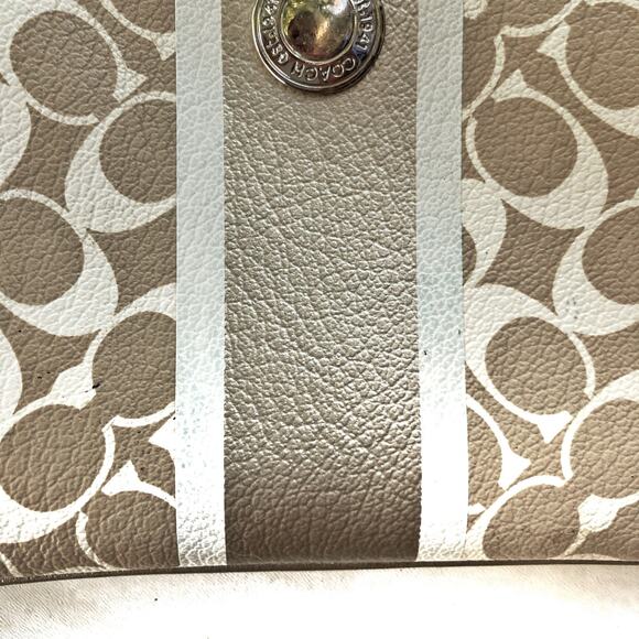 Vintage Coach Gold Cream Monogram Canvas Wristlet | 2000s Designer Mini Bag EUC - Picture 11 of 16